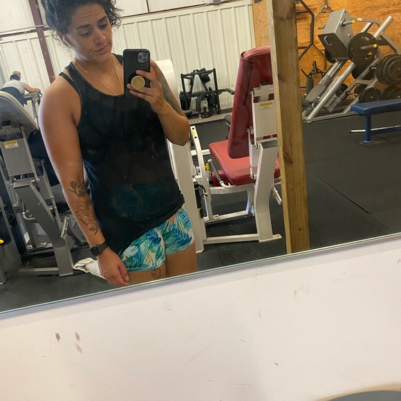 Meet the Posher - Picture 1 of 4